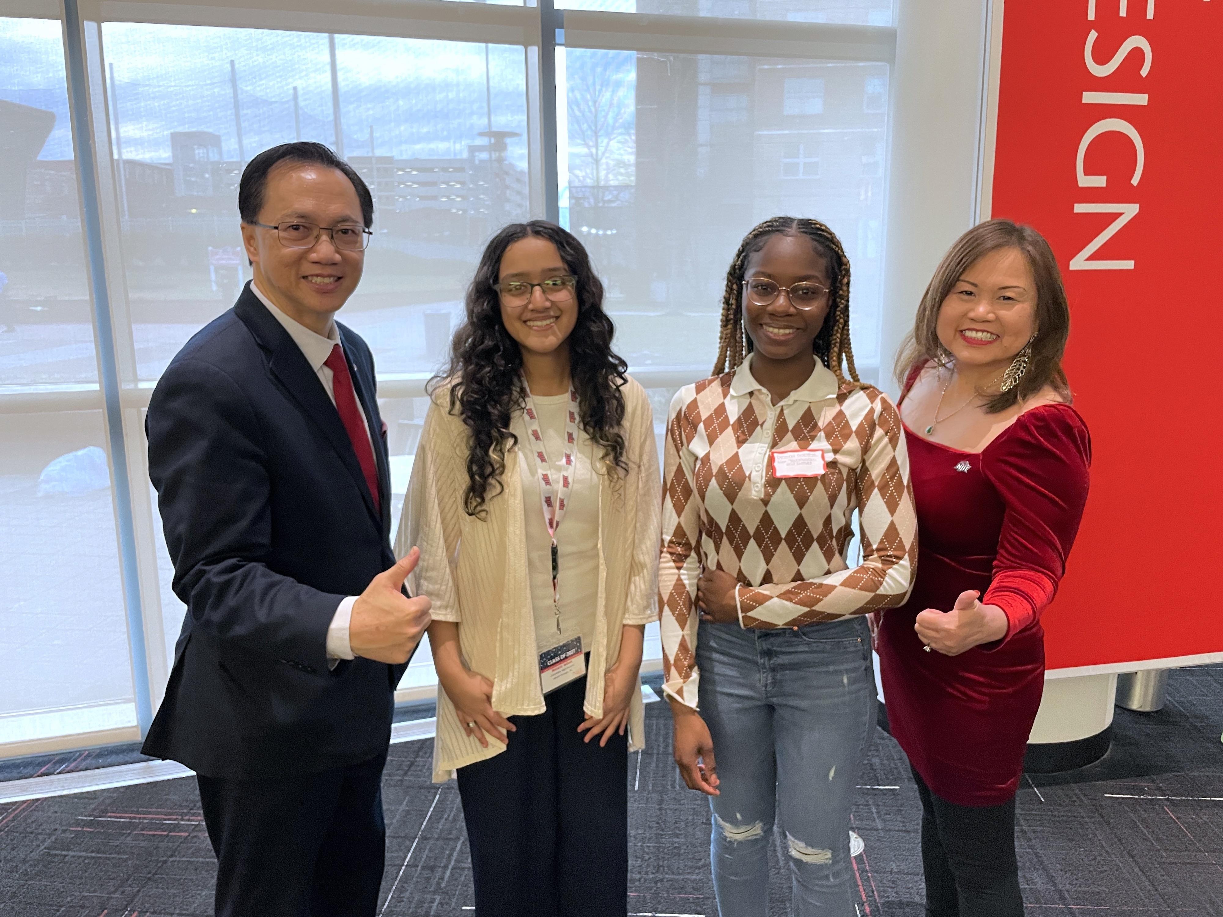 NJIT President Teik Lim and First Lady Gina Lim attended the dinner reception for the students.