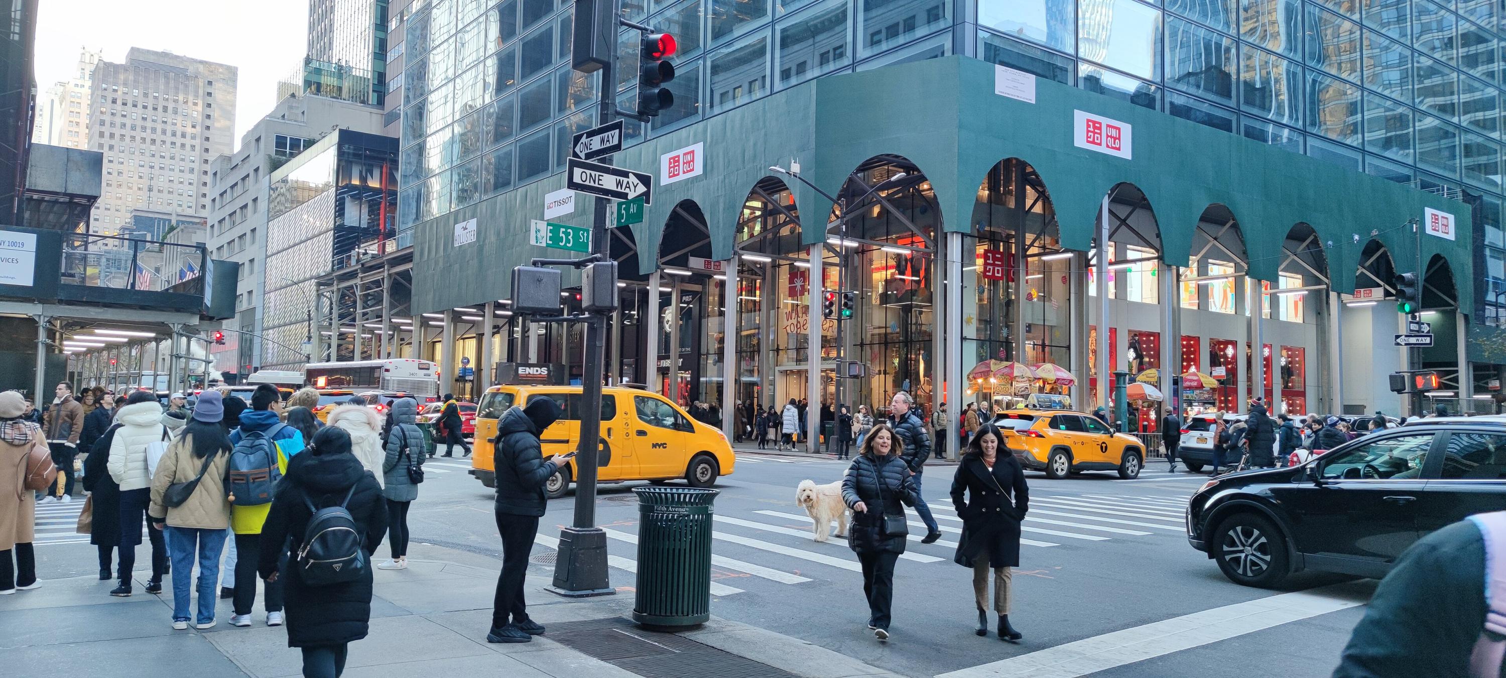 AI Revolutionizes Understanding of Human Crowd Movement
