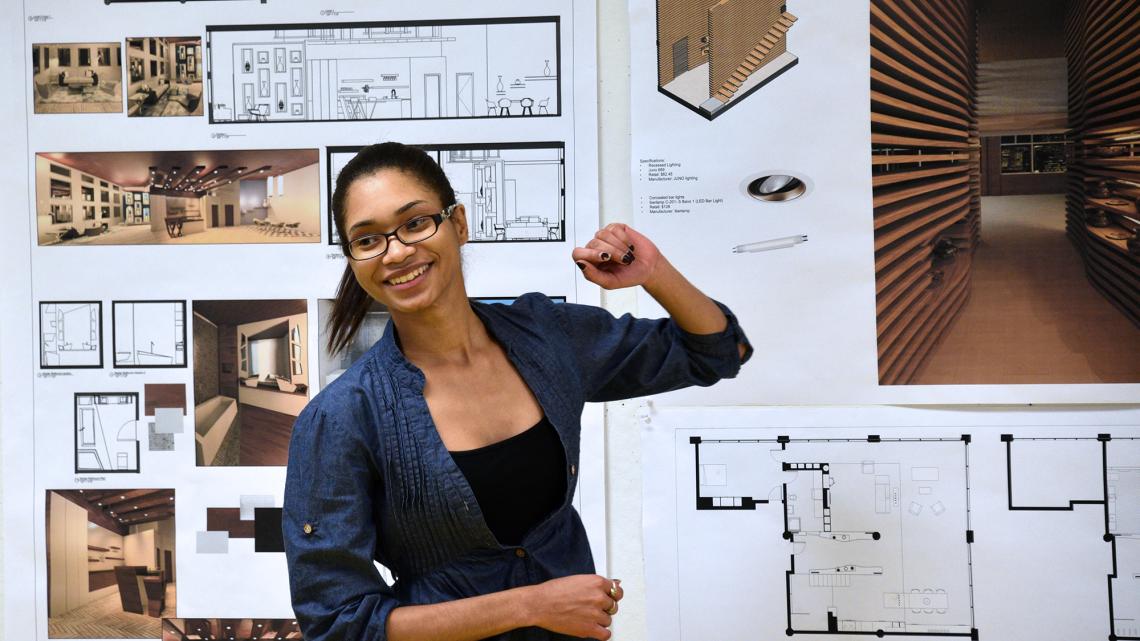 Design student presents her work