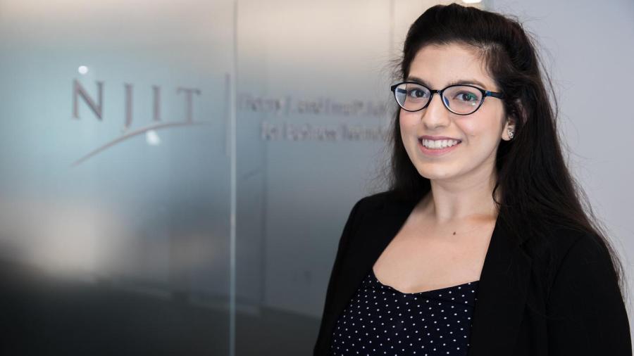 Harpuneet Kaur is a finance graduate of Martin Tuchman School of Management.