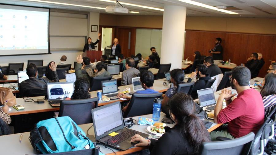 Students participate in the Salesforce Trailhead demo during an information session Nov. 2, 2018.