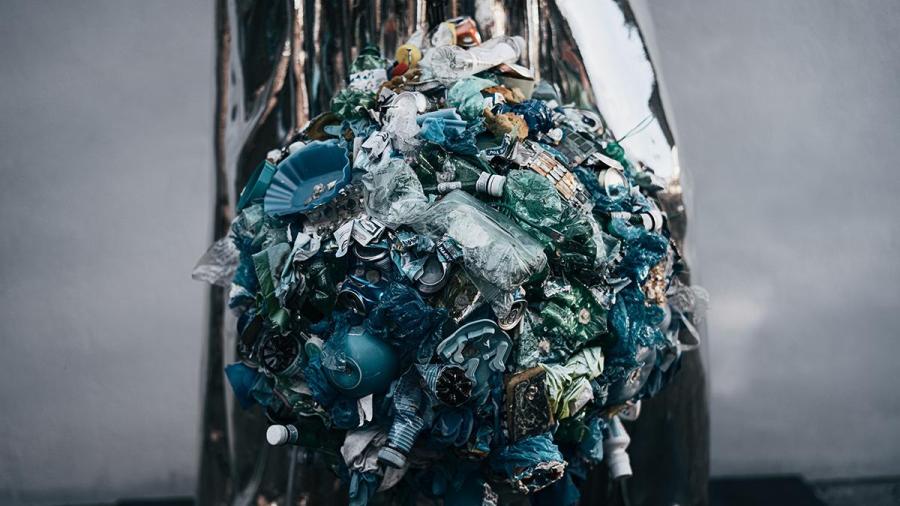 Photo Credit Claudio-Schwarz Unsplash