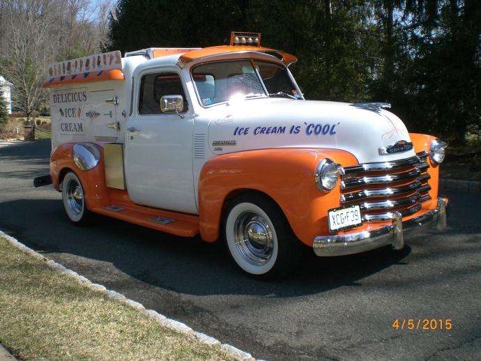 Alumni Joe Marazzo's ice cream truck.